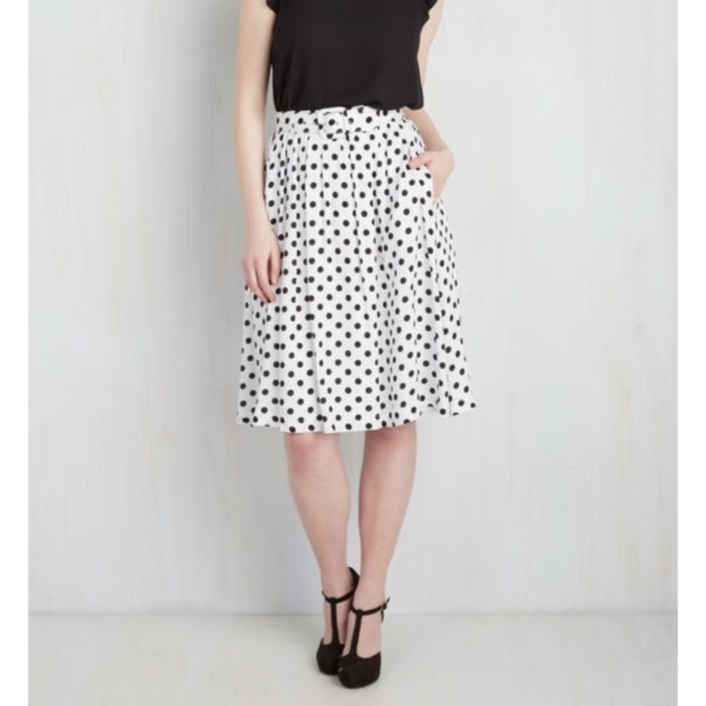 NWOT Modcloth white skirt with black polka dots